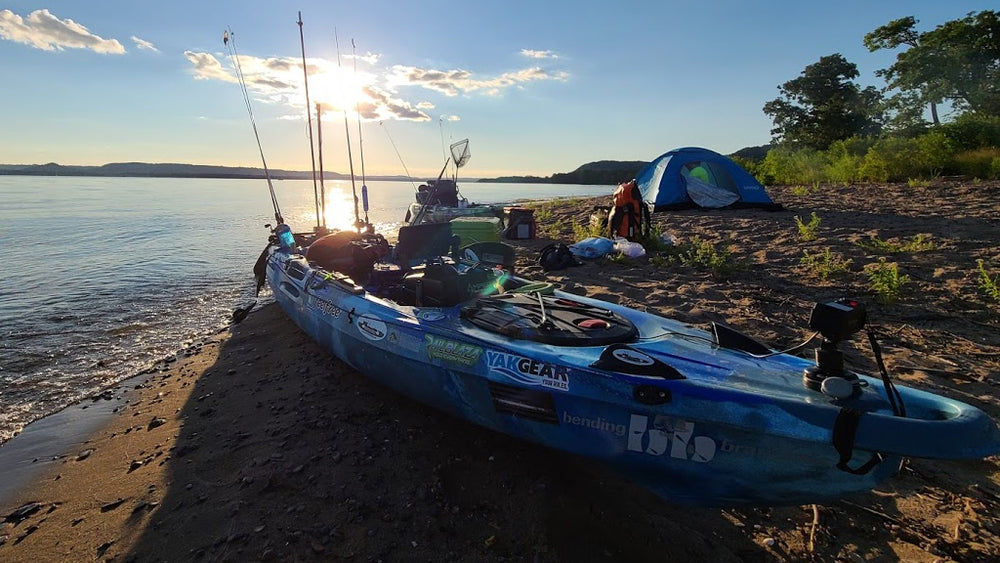 Feelfree Adventures - Mississippi River Multi-Day Kayak Camping